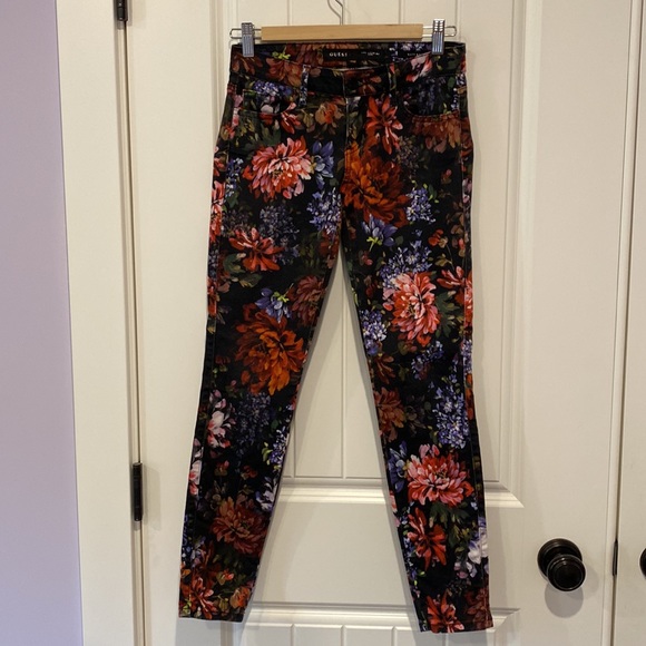 Guess floral leggings. - Picture 6 of 11